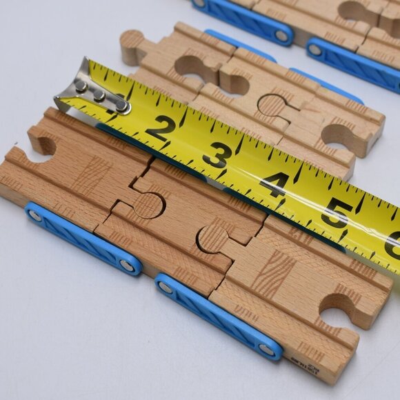 Adapt-A-Track Blue Adapter 4" and 6" Thomas & Friends Wooden Railway L. Curve - Picture 12 of 12